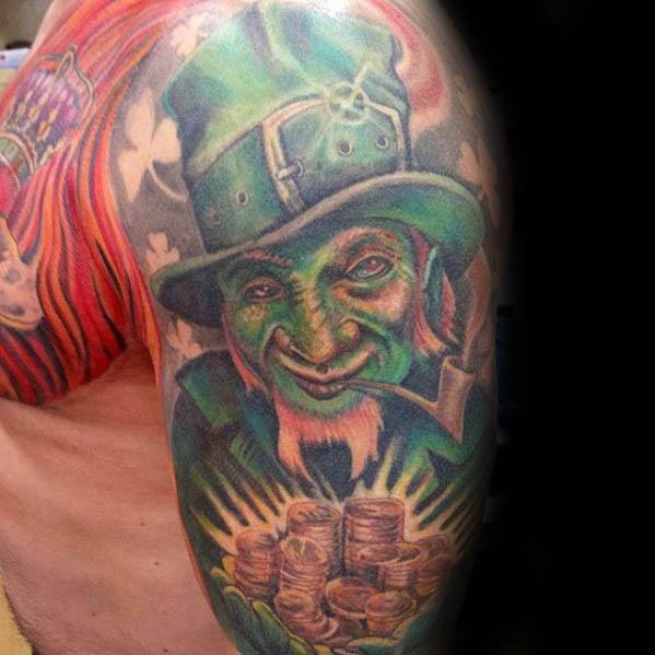 50 Leprechaun Tattoo Designs für Männer - Irish Folklore Ink Ideen  