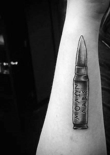 30 Molon Labe Tattoo Designs für Männer - Tactical Skin Art Ideen  