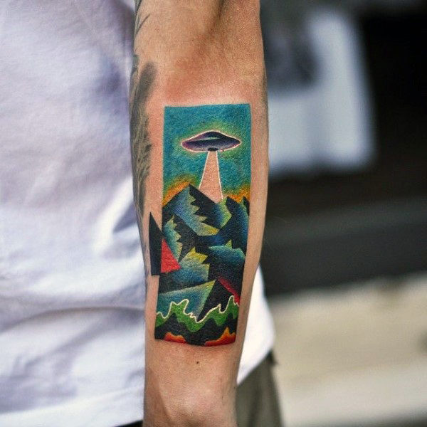 100 UFO Tattoo Designs für Männer - Alien Abduction Ink  