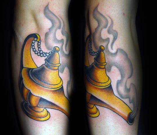 30 Genie Lampe Tattoo Designs für Männer - Spirit Ink Ideen  