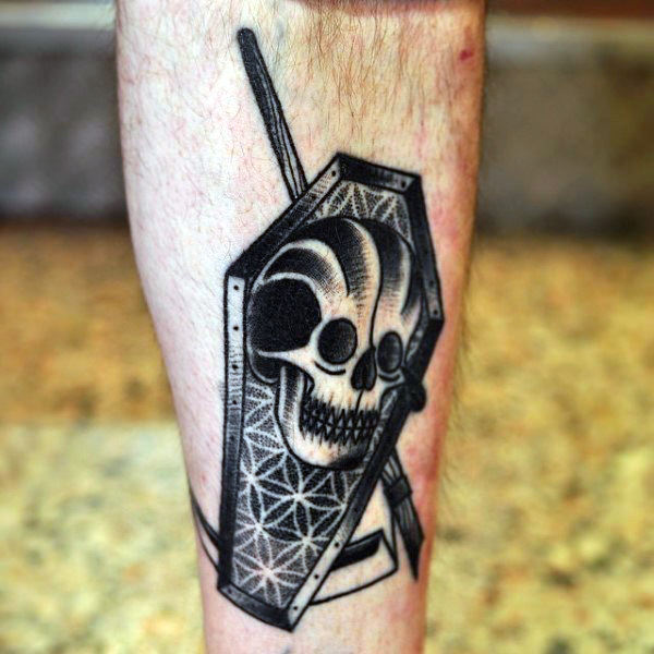 90 Coffin Tattoo Designs für Männer - begraben Tinte Ideen  