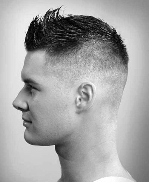 Faux Hawk verblassen Haarschnitt für Männer - 40 stachelige moderne Stile  