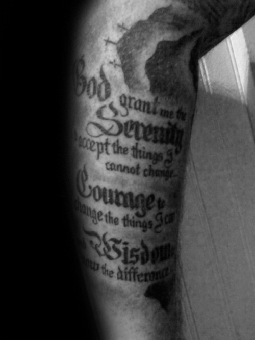 50 Serenity Prayer Tattoo Designs für Männer - Emporhebende Ideen  