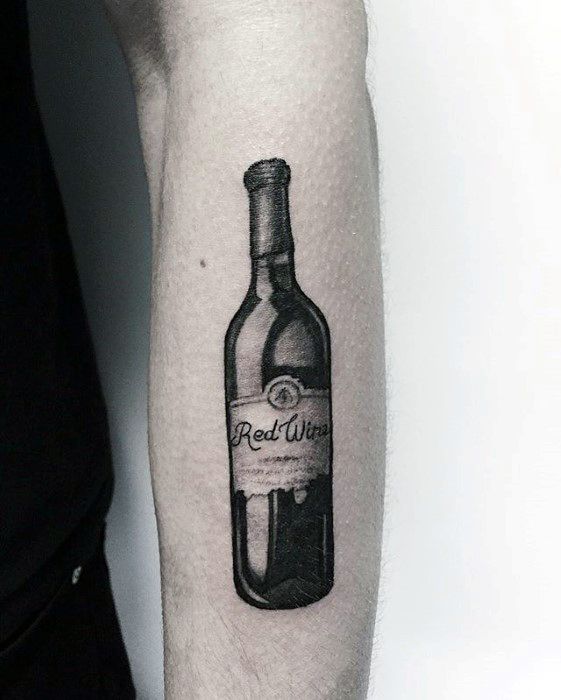 50 Wein Tattoo Designs für Männer - Vino Ink Ideen  