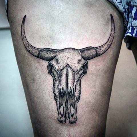 70 Bull Skull Tattoo Designs für Männer - westliche Ideen  