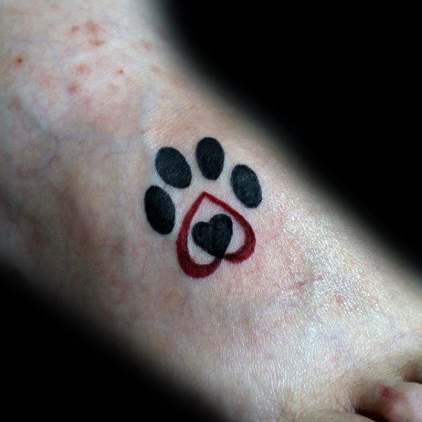 70 Hundetatze Tattoo Designs für Männer - Canine Print Ink Ideen  