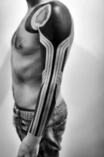 75 Linie Tattoos für Männer - Minimal Designs mit mutigen Aussagen  