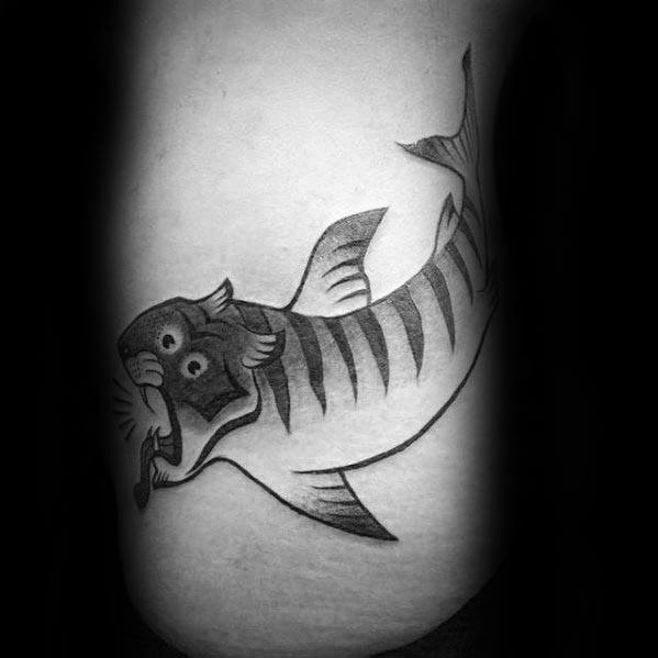 50 Tiger Shark Tattoo Designs für Männer - Sea Tiger Ink Ideen  