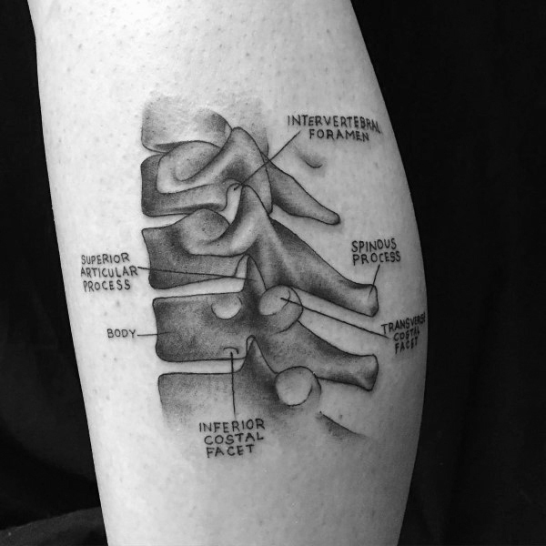 70 anatomische Tattoos für Männer - Körperstruktur Design-Ideen  