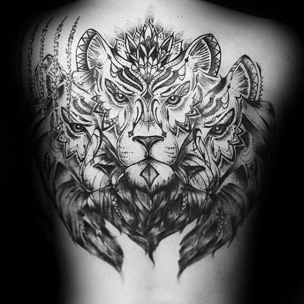 50 Löwen Zurück Tattoo Designs für Männer - Masculine Big Cat Ink Ideen  