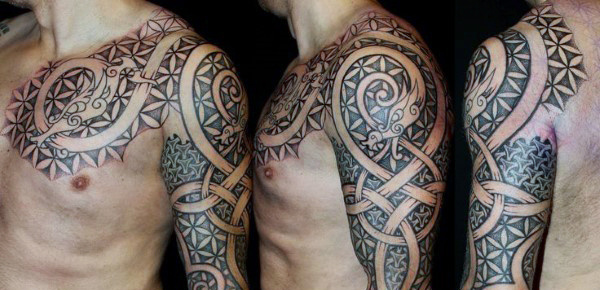 70 Viking Tattoos für Männer - Manly Germanic Norse Seafarer Designs  