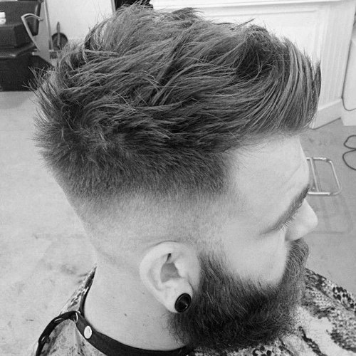 Faux Hawk verblassen Haarschnitt für Männer - 40 stachelige moderne Stile  