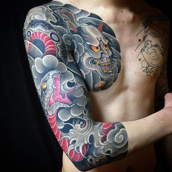 50 japanische Cloud Tattoo Designs für Männer - schwimmende Tinte Ideen  