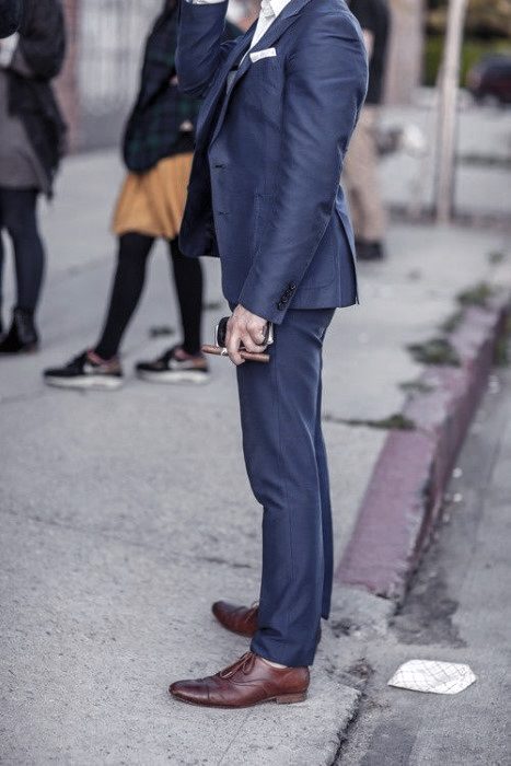 Top 60 Best Navy Blue Suit Brown Schuhe Styles für Männer - Herrenmode Ideen  