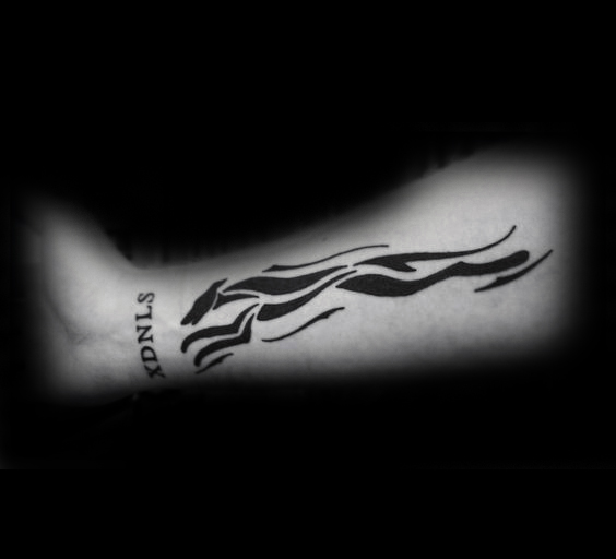 40 Greyhound Tattoo Designs für Männer - Hund Tinte Ideen  