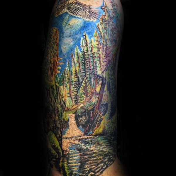 70 Waterfall Tattoo Designs für Männer - Glitzernde Tinte Ideen  