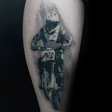 70 Motocross Tattoos für Männer - Dirt Bike Design-Ideen  