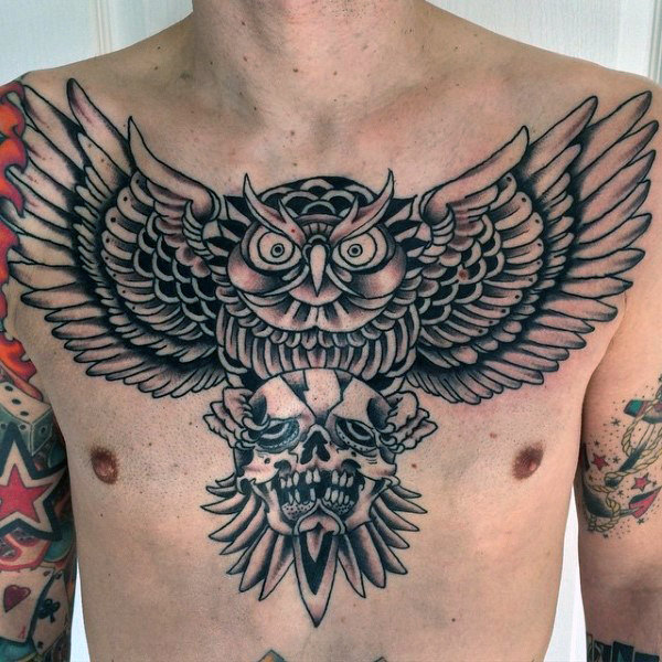 70 Eulen Brust Tattoo-Designs für Männer - Nocturnal Ink Ideen  