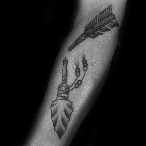 30 Broken Arrow Tattoo Designs für Männer - Sharp Ink Ideen  
