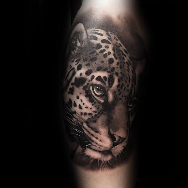 60 Leopard Tattoos für Männer - Designs mit Stärke und Kraft  